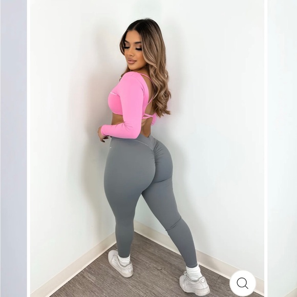 Peachy Bunz - Picture 6 of 9